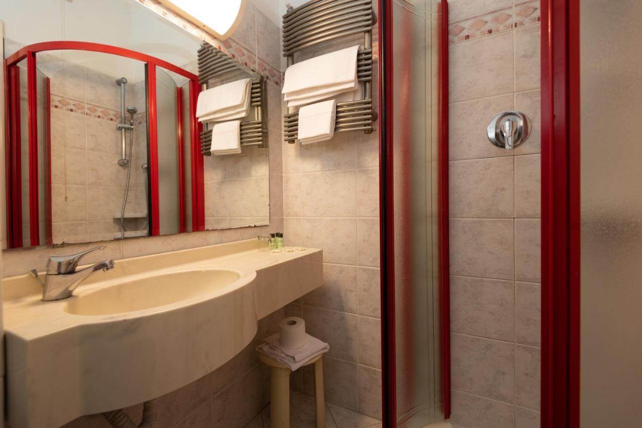Hotel Il Delfino San Vincenzo Kültér fotó