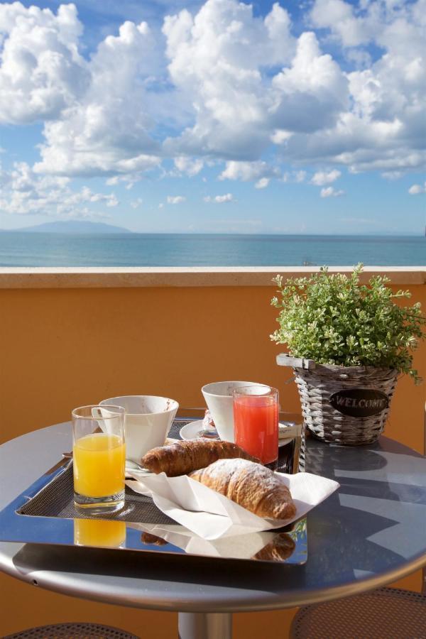 Hotel Il Delfino San Vincenzo Kültér fotó