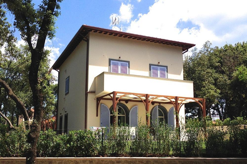 Hotel Il Delfino San Vincenzo Kültér fotó