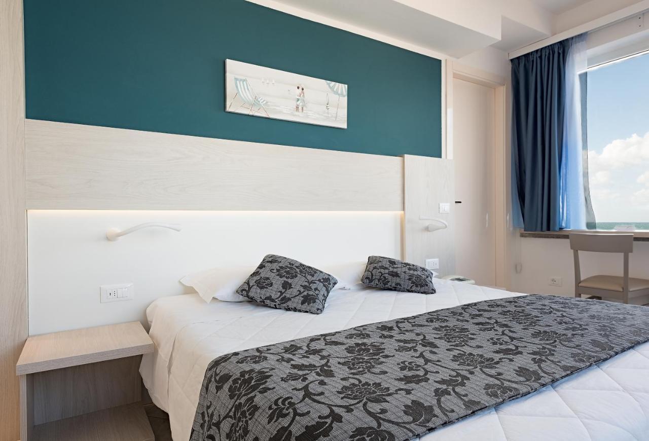 Hotel Il Delfino San Vincenzo Kültér fotó